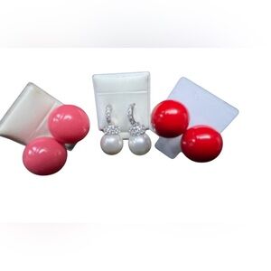 3 PAIRS OF STAINLESS STEEL WOMEN EARRINGS 2-STYLE DOUBLE BALL 1-STYLE STUD